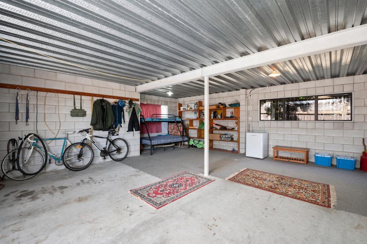 Lake Vista At Two Mile Bay- Taupo Central Home Buitenkant foto